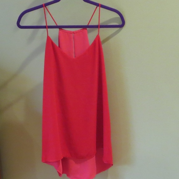 Tops - *REVERSIBLE Red and Pink flowy Large top*